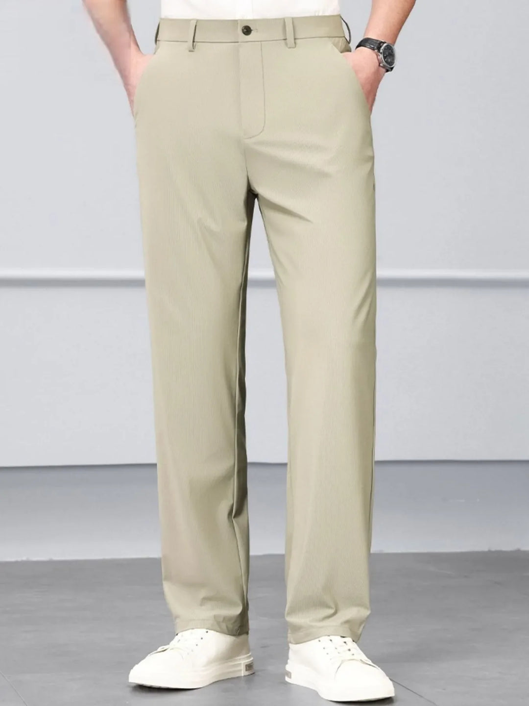 Men's Loose Fit Jeans with Pockets