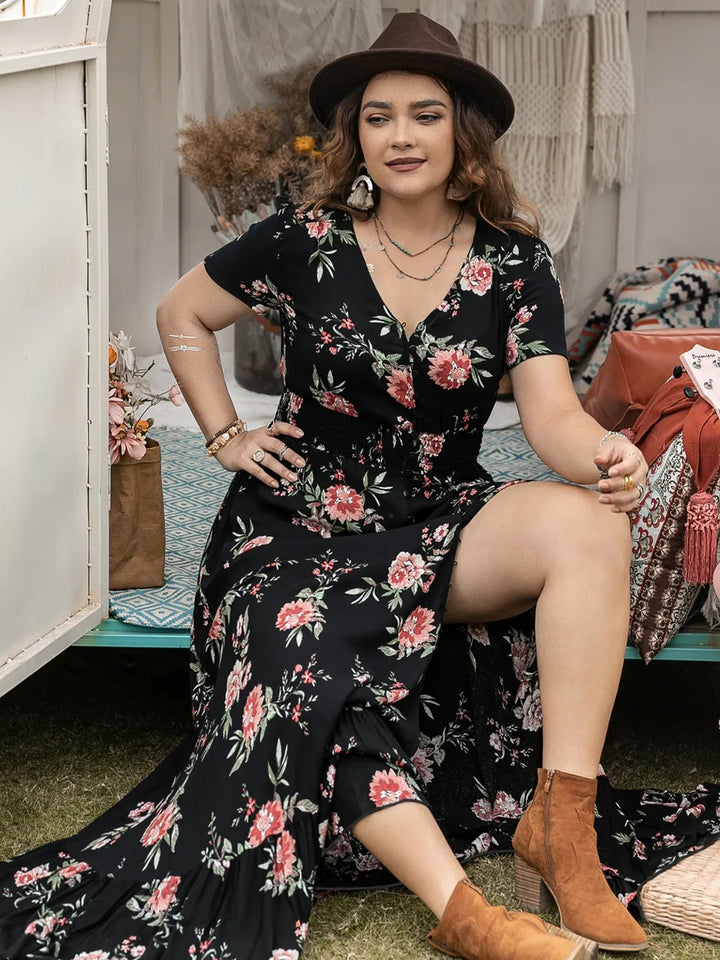 Plus Size Button Detail Printed V-Neck Short Sleeve Maxi Dress
