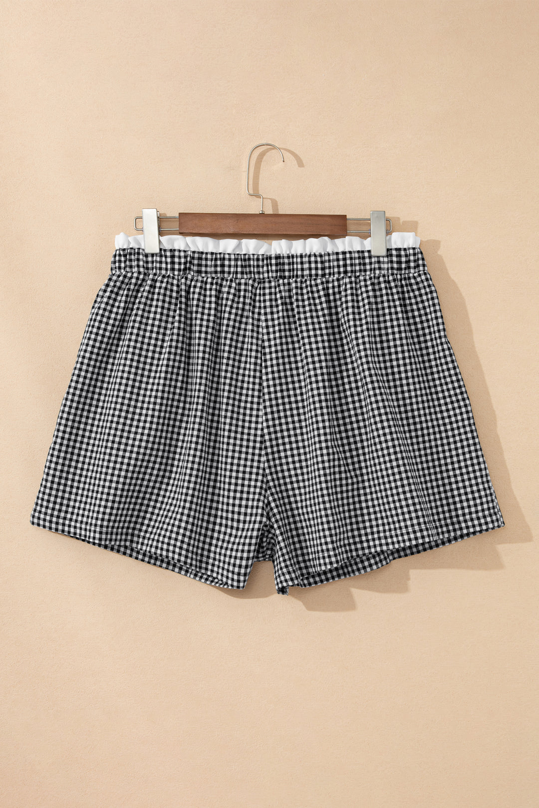 Black Contrast Trim Plaid Print Plus Size Shorts