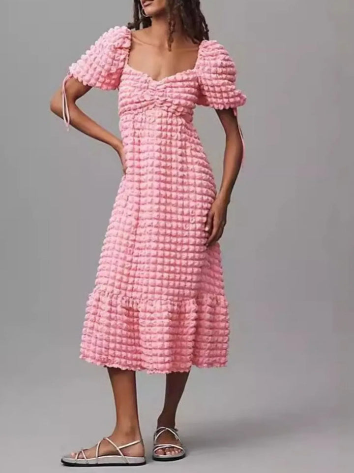 Textured Sweetheart Neck Short Sleeve Dress