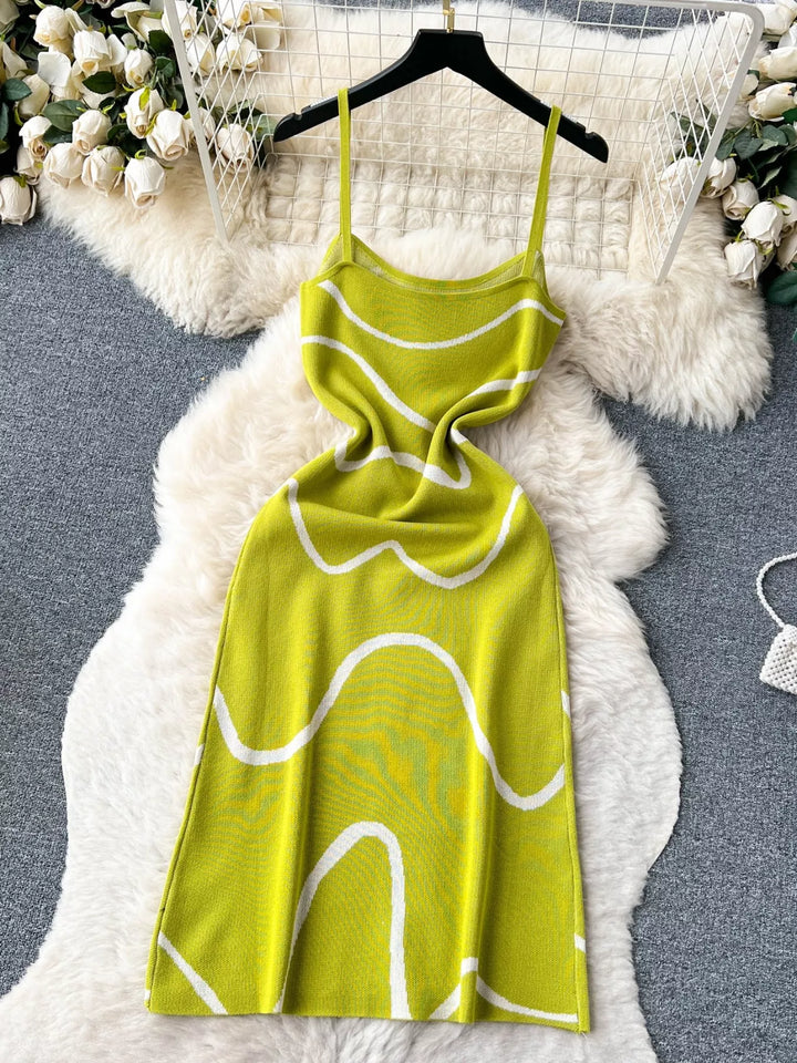 Wave Pattern Knit Midi Dress