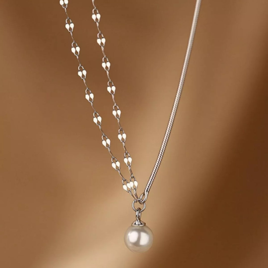 Pearl Pendant Layered Necklace