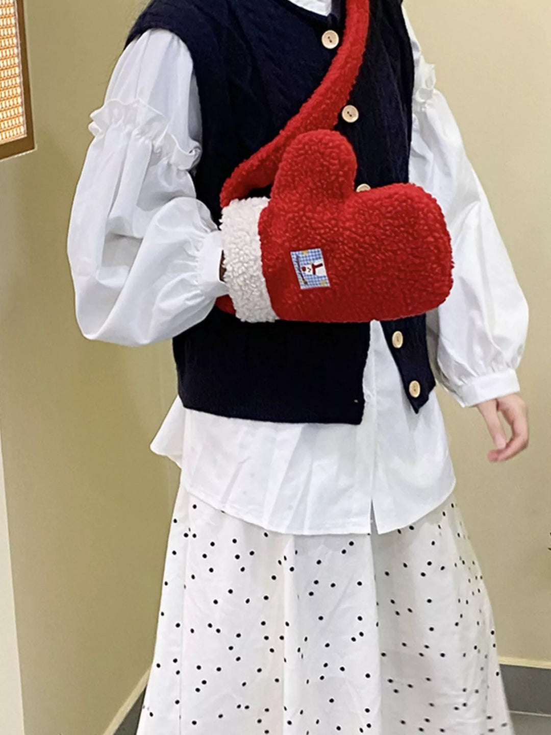 Christmas Mitten-Shaped Plush Crossbody Bag