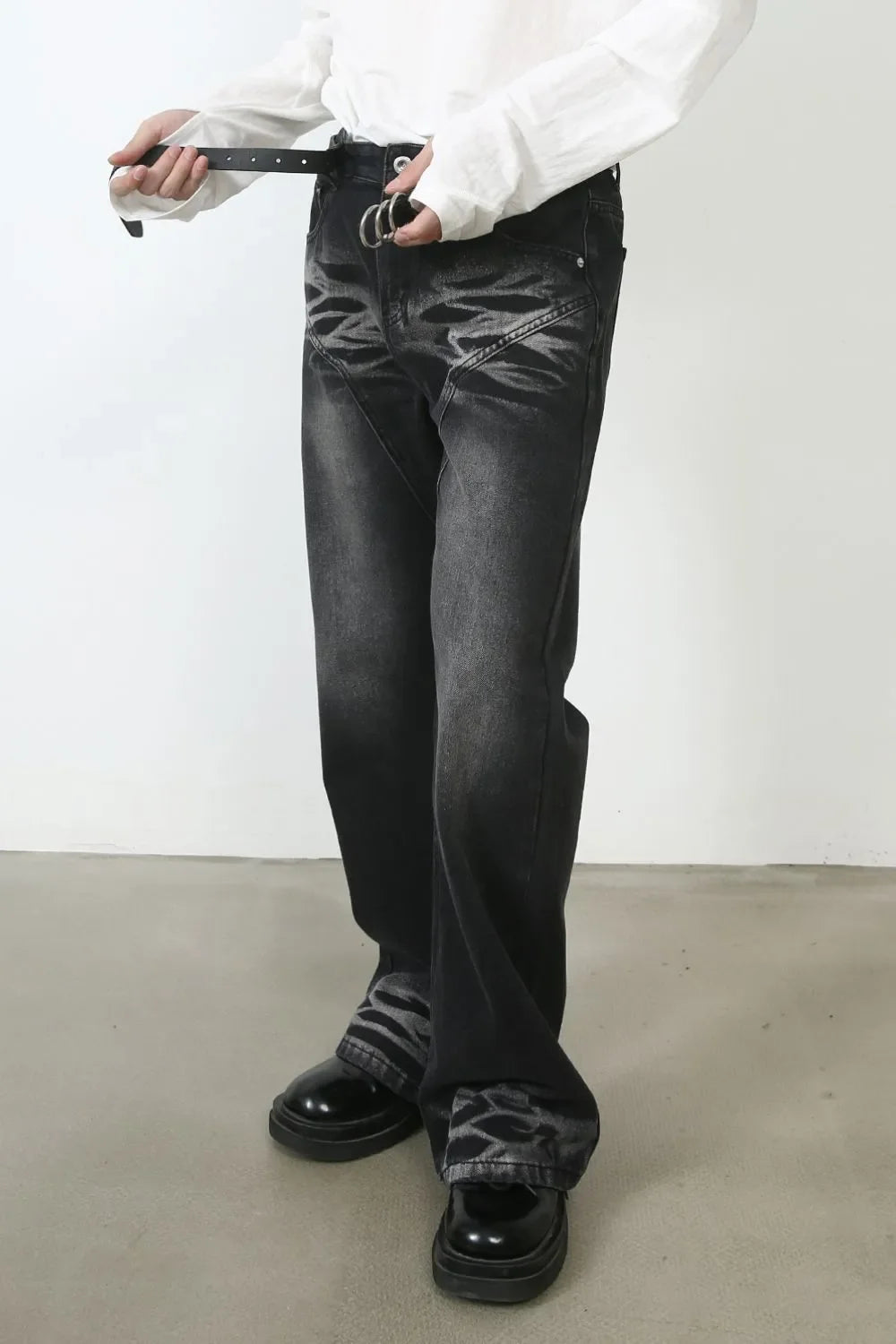 Men's Mid Rise Jeans with Pockets