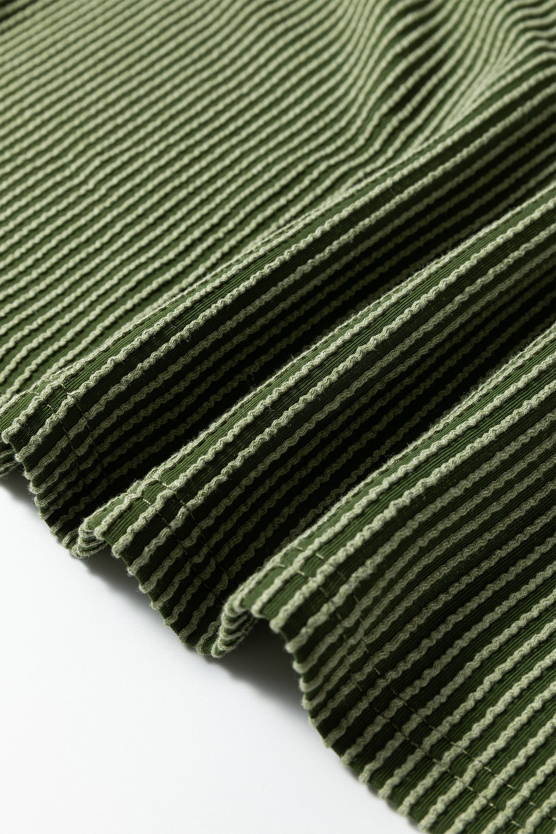 Vineyard Green Plus Size Contrast Frilled Neckline Ruffled Short Sleeve Ribbed Textured Blouse