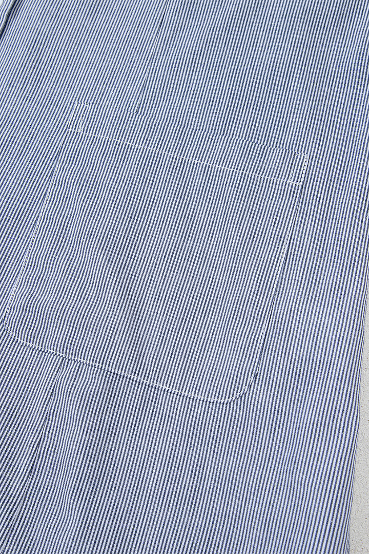 Robe courte boutonnée à rayures bleues, col sans manches, poche avant, col à volants