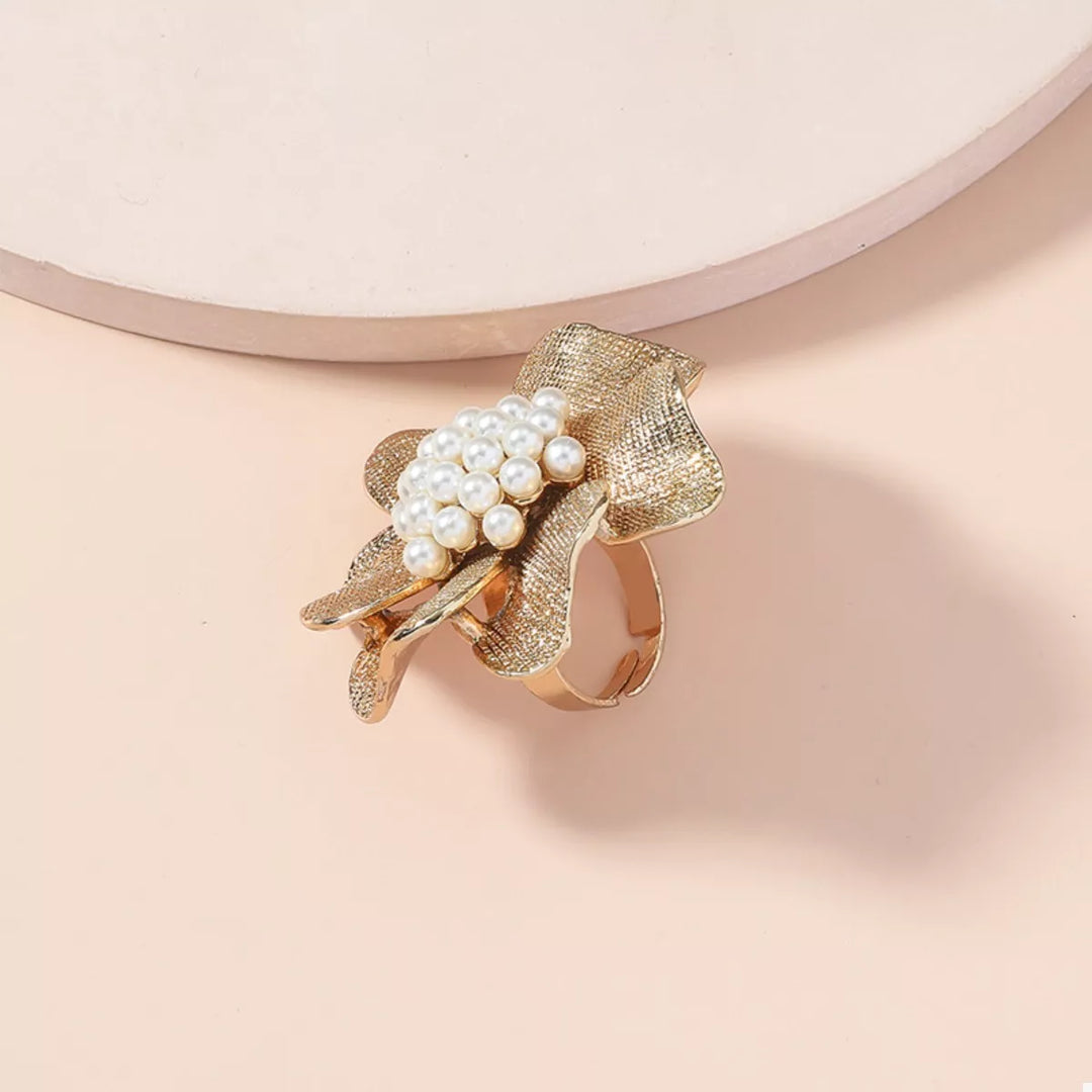 18K Gold-Plated Pearl Flower Ring