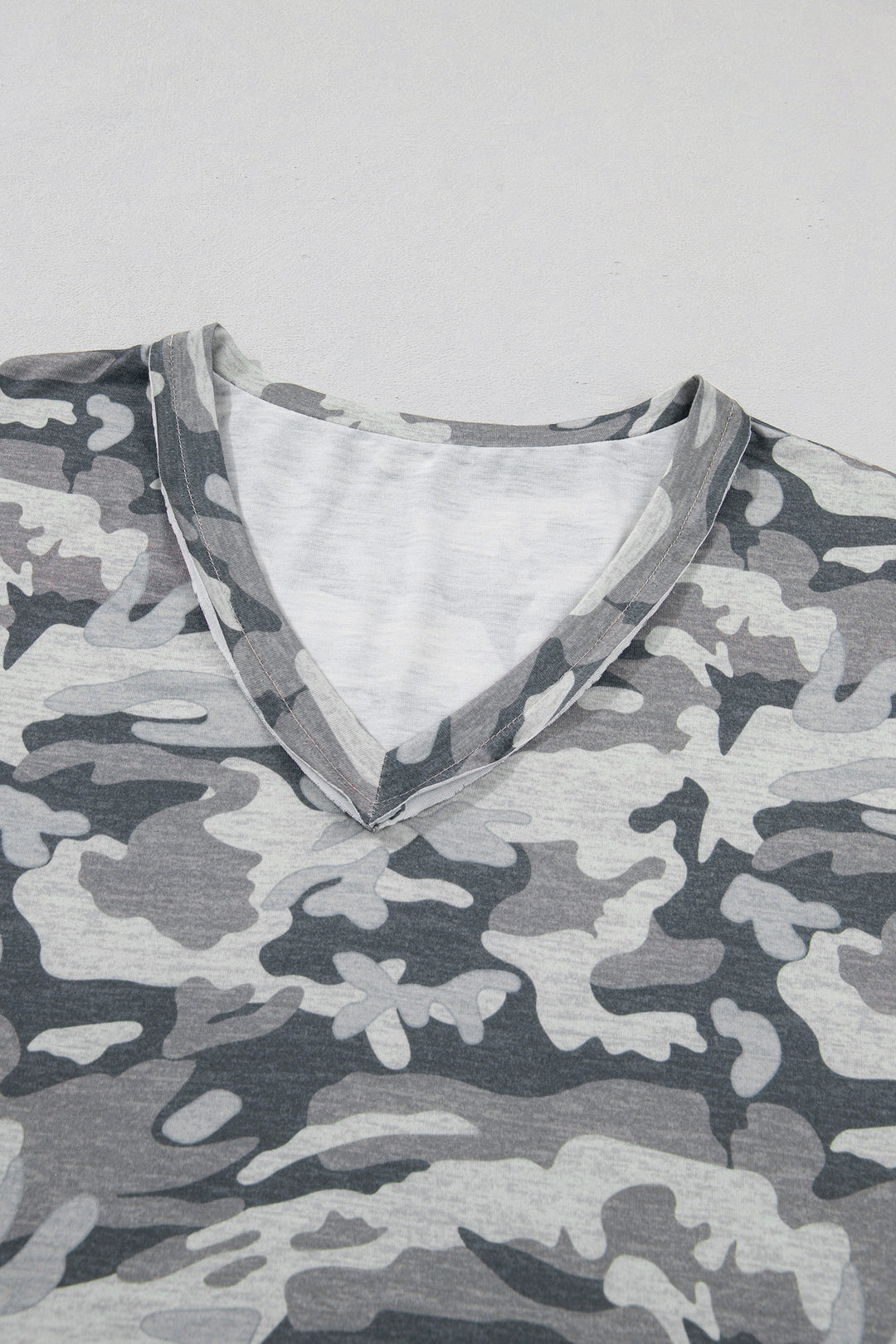Green Retro Camouflage Print Raw Edge V Neck Tee
