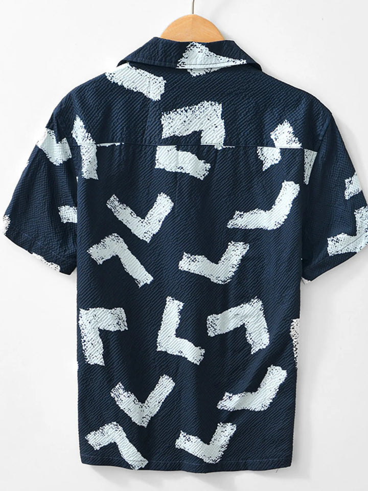 Men's Printed Button Up Short Sleeve Shirt