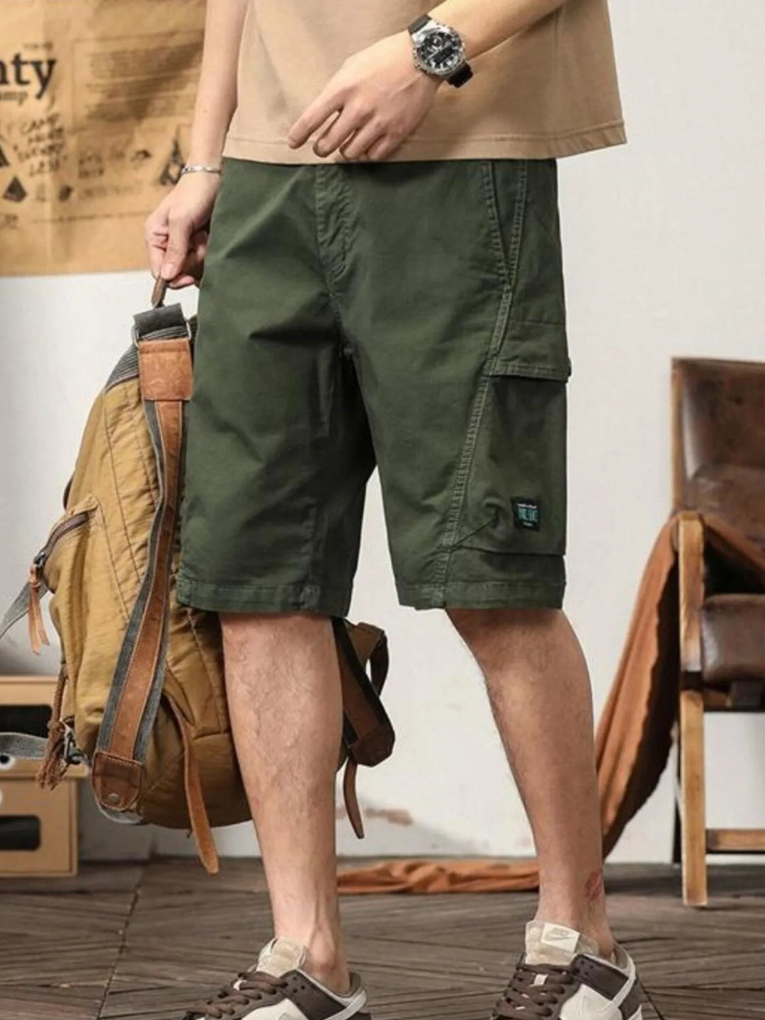 Men's Loose Fit Cargo Shorts