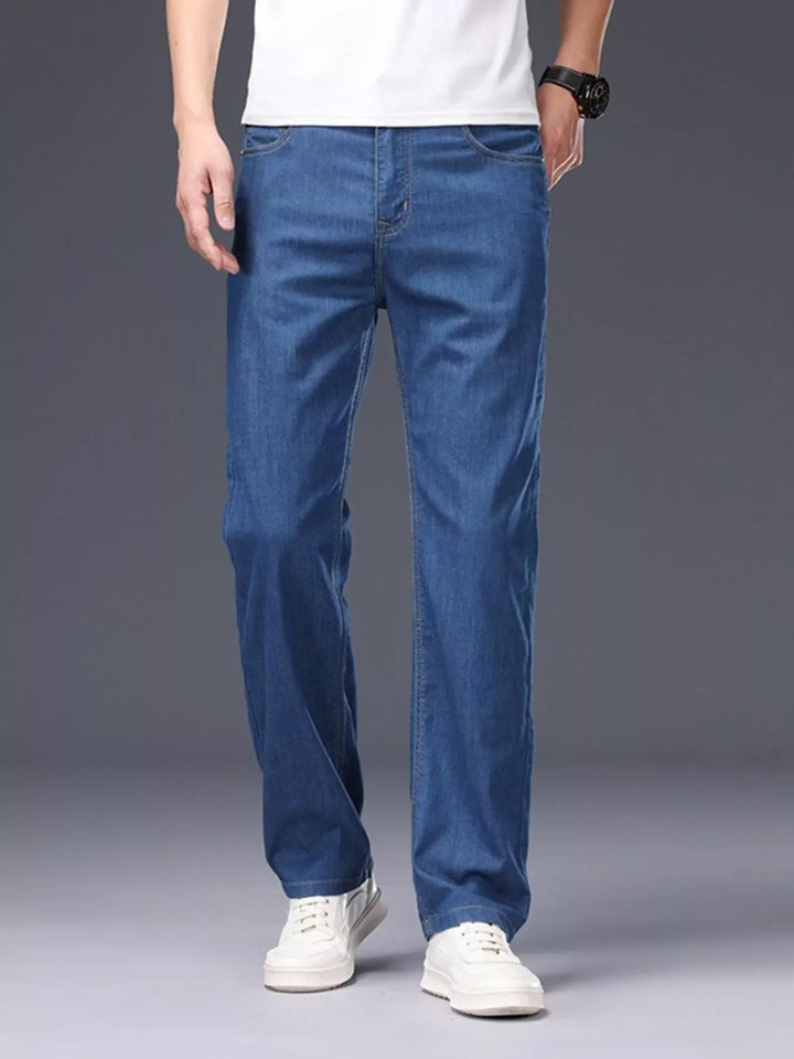 Men's Loose Fit Jeans with Pockets