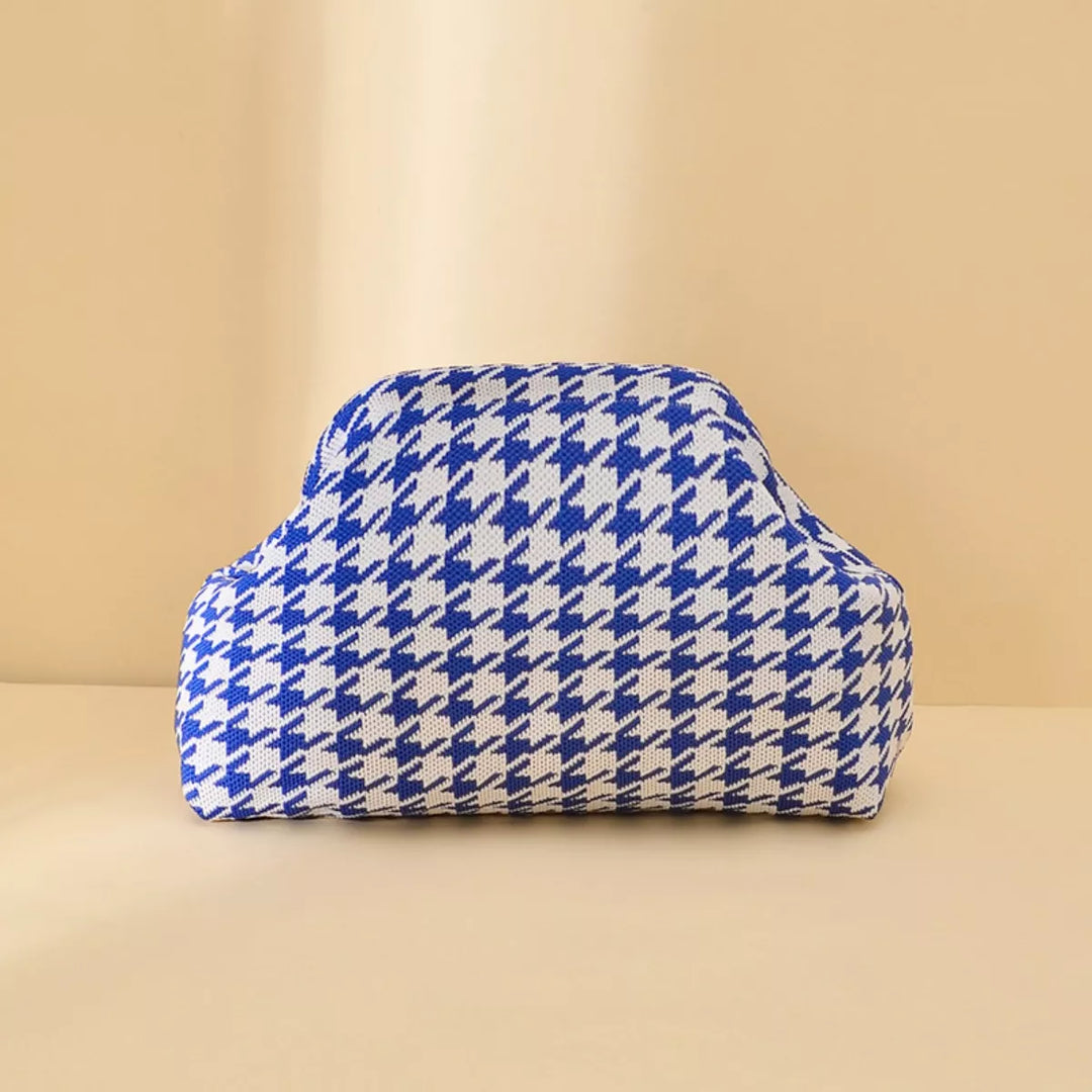 Portable Contrast Knit Clutch