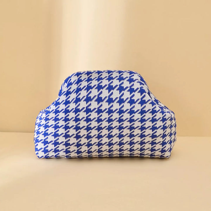 Portable Contrast Knit Clutch