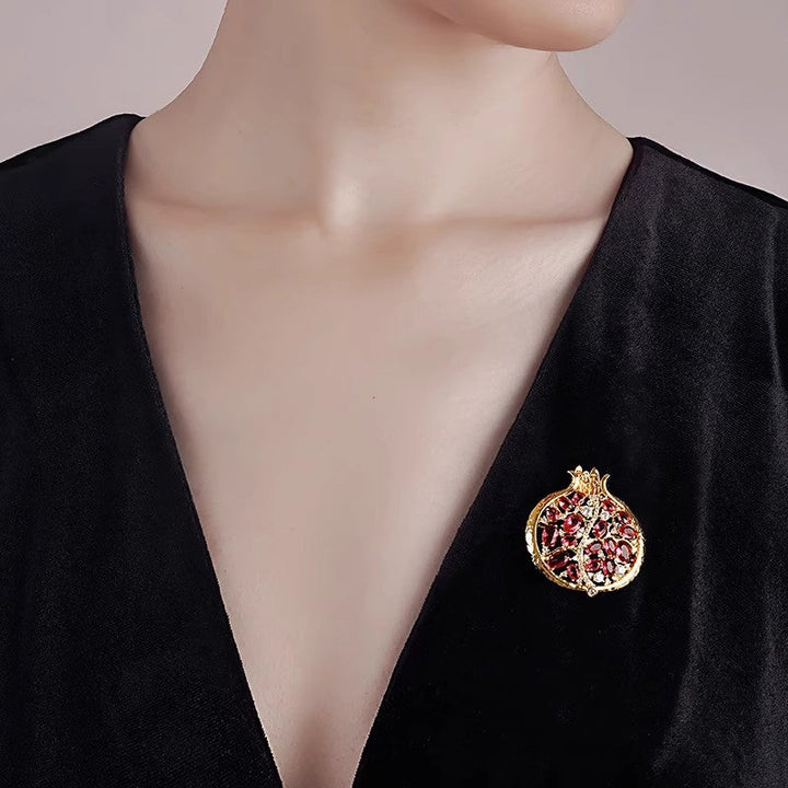 Creative Red Pomegranate Corsage Brooch Fashionable Pin
