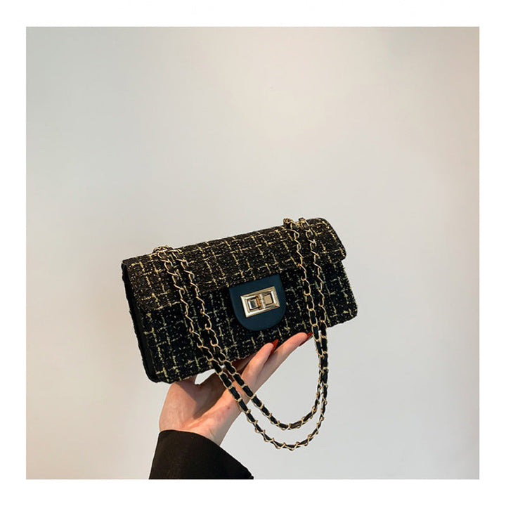 Womens Checkerboard-pattern Shoulder Bag With A Chain Strap