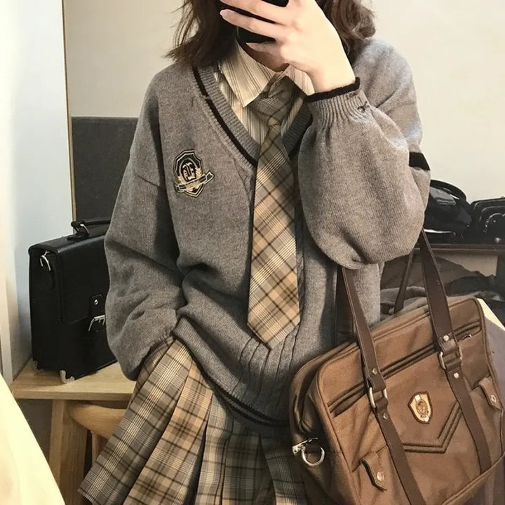 Gray Preppy Knitted Sweater – Vintage Oversized Japanese Style Pullover