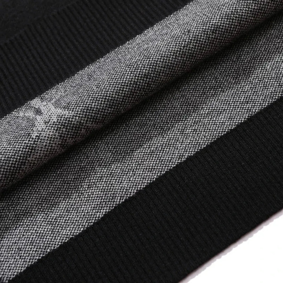 Manga Muse Knit Sweater – Monochrome Anime-Inspired Oversized Pullover