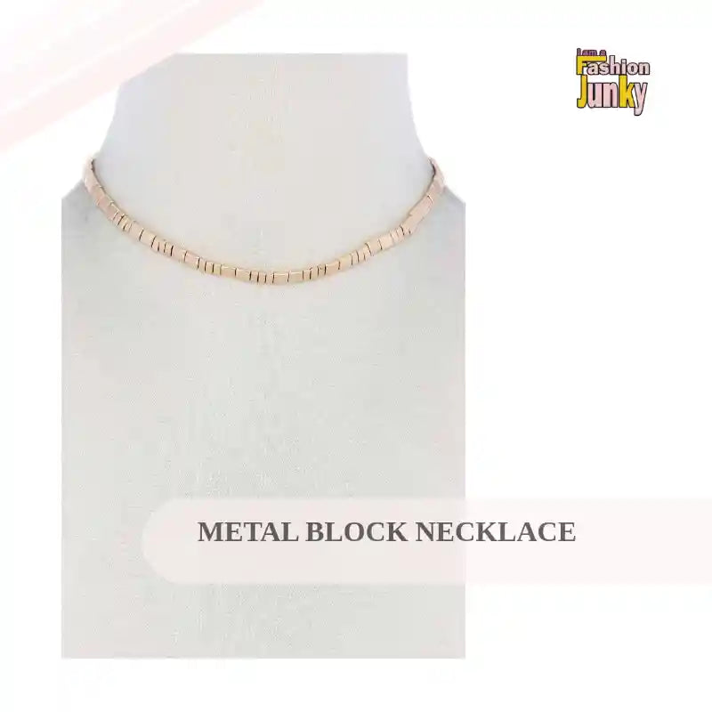 Metal Block Necklace by@Outfy