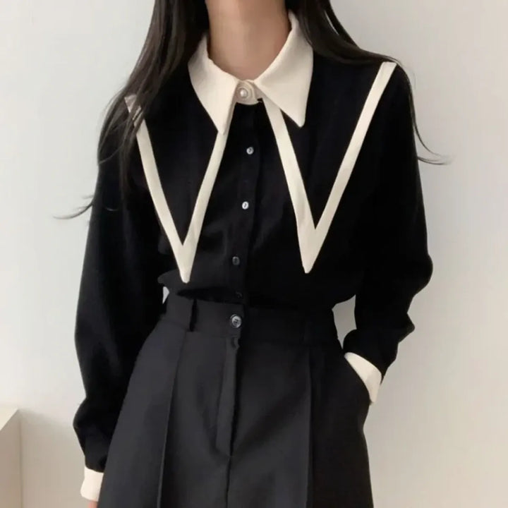 Vintage Peaked Collar Blouse – Elegant Puff Sleeve Button-Up Shirt